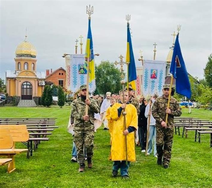 ПРОЩА ВІЙСЬКОВИХ КАПЕЛАНІВ, ВОЛОНТЕРІВ, ВІЙСЬКОВИХ ТА ЇХ РОДИН