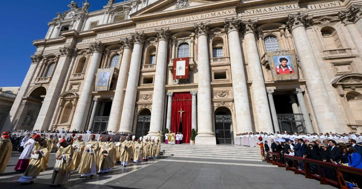 Робити життя шедевром: проповідь папи Лева на канонізації Карла Акутіса та П'єра Джорджо Фрассатті