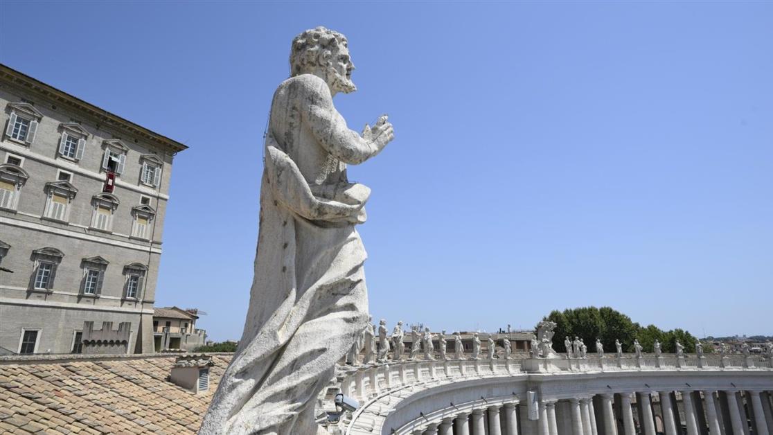 Папа: приношення, подяка і ділення – жести, виявлені під час помноження хлібів