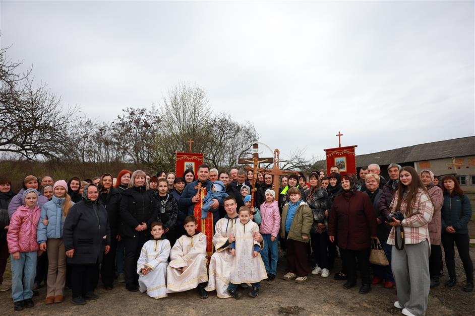 Хресна Дорога вулицями с.Вовкове