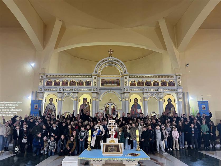 Підготовка до народження нашого Спасителя Ісуса Христа молоді міста Мукачево та Мукачево район.