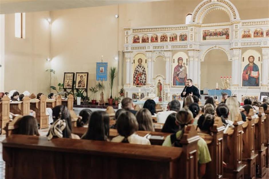 Відбулася ІІІ молодіжна проща з Мукачева до Іванівців