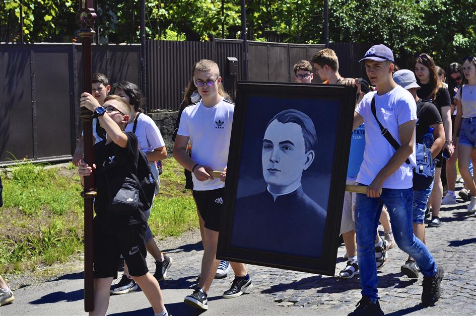 Шляхом Віри та Жертовності: відбулося друге паломництво молоді слідами священномученика Петра Павла Ороса