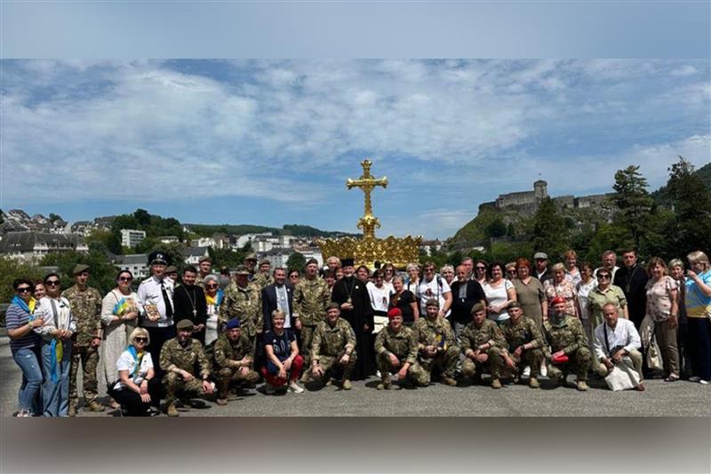Представники України взяли участь у 64-му Міжнародному військовому паломництві до Люрда