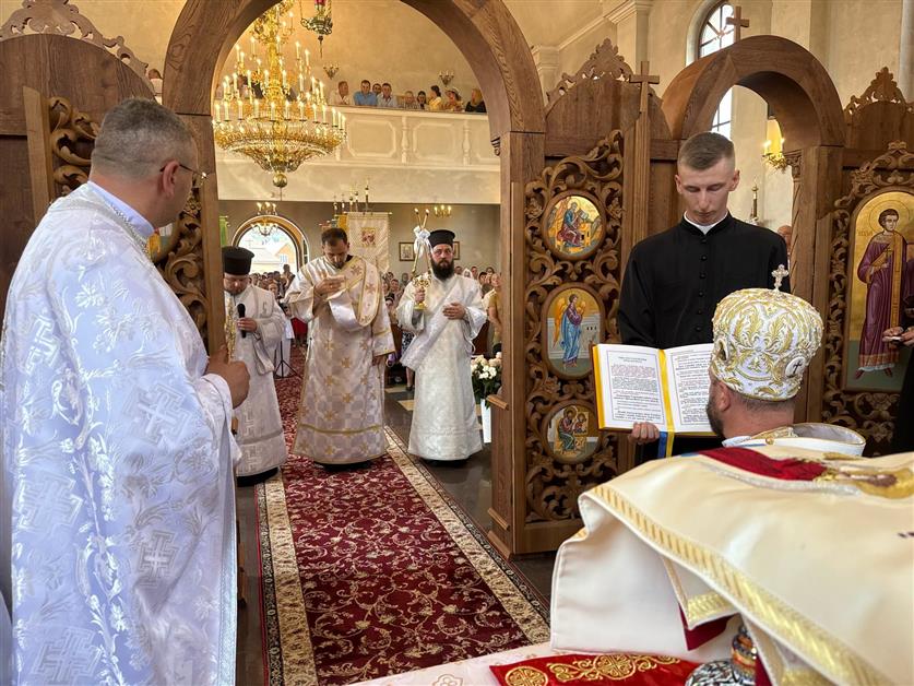 Преображення Господнє: храмове свято та 20-ліття парафії у Хусті