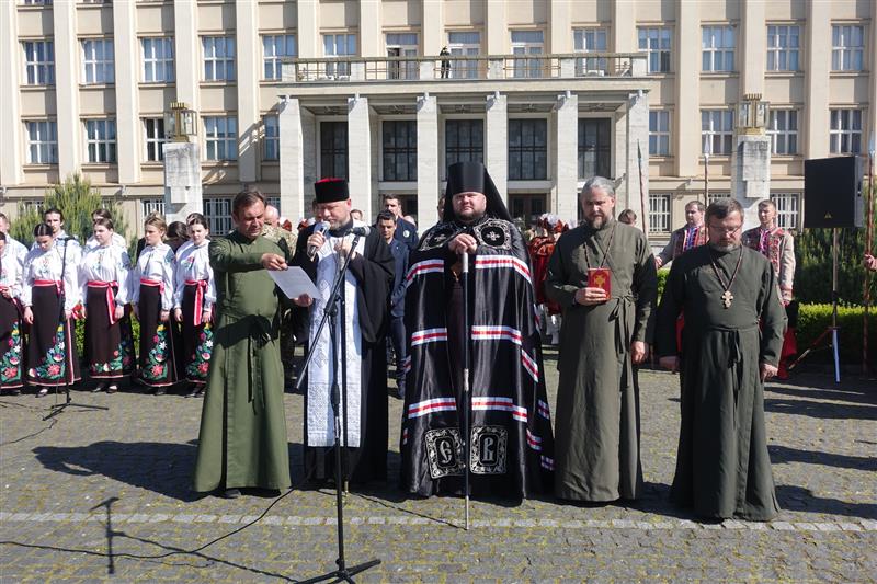 Преосвященний Владика Ніл відвідав урочистість на честь Дня прикордонника