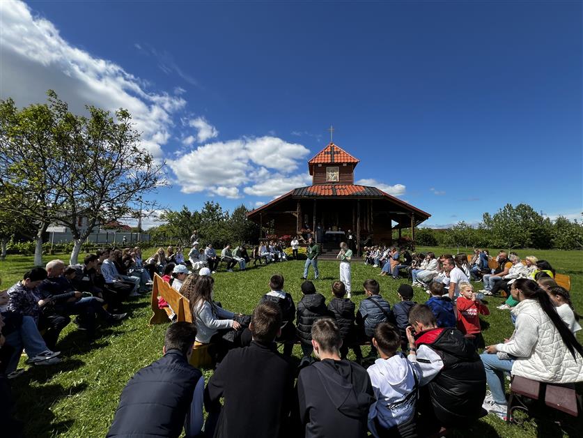 Молодіжна пасхальна зустріч молоді Деканату Мукачево - місто