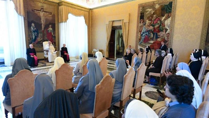 Папа черницям: наважитись на пригоду Божої любові