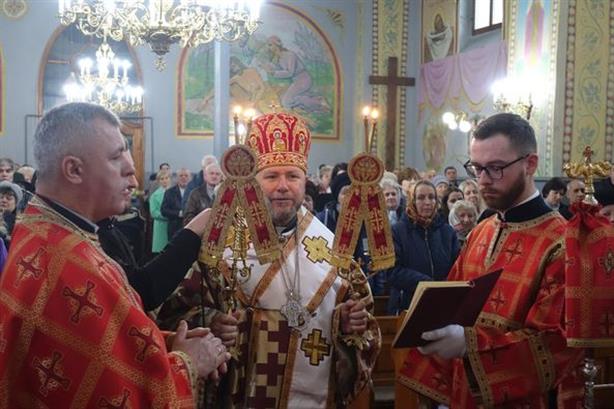 Архієрейська Божественна Літургія, вручення орденів Теодора Ромжі воїнам - героям (посмертно)