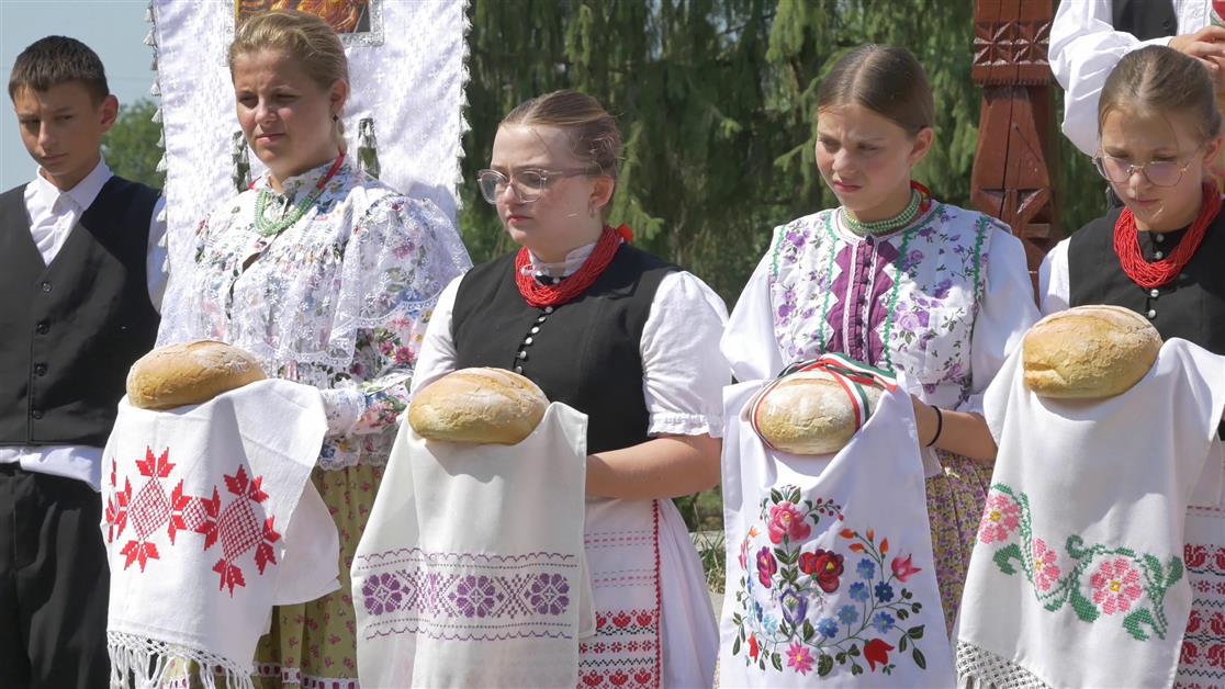 Подвійне храмове свято: у Тісачомі відзначили День Святого Іштвана