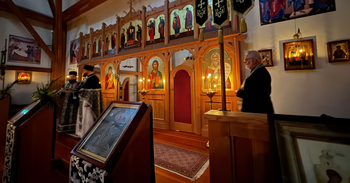 Святиня єднає континенти: мощі блаженного Петра Павла Ороса передано до Канади