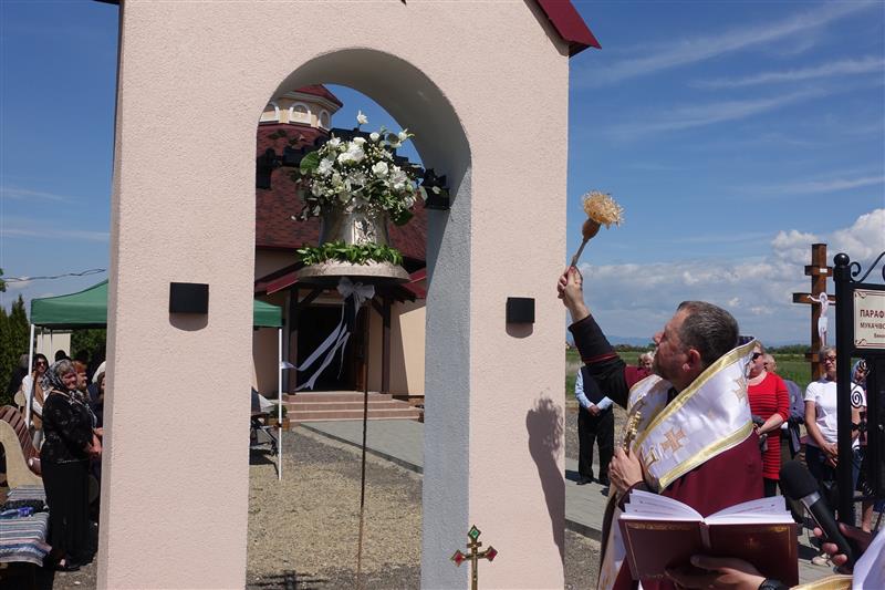 Преосвященний Владика Ніл освятив дзвін на парафії святого пророка Іллі