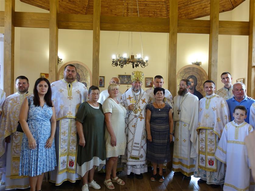 Архієрейська Божественна Літургія  с. Ляхівці
