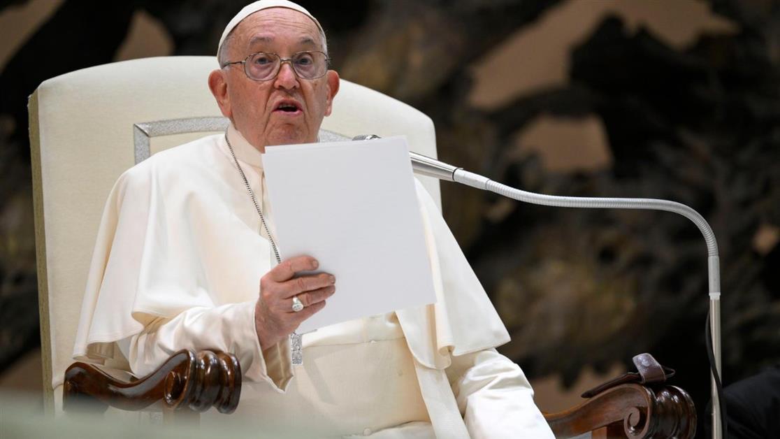 Папа: не забуваймо про мученицьку Україну, яка дуже страждає