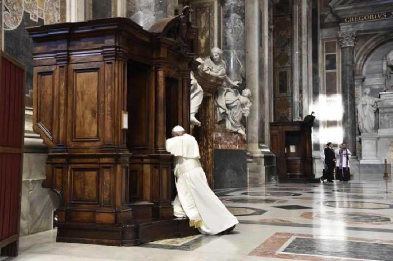 Молитовний намір Папи на березень 2021: сповідь