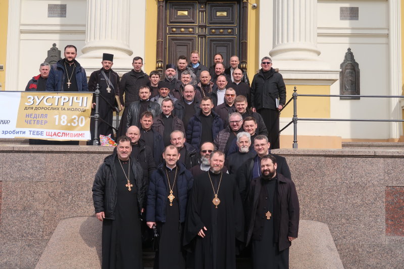 Перша зустріч нової Пресвітерської ради