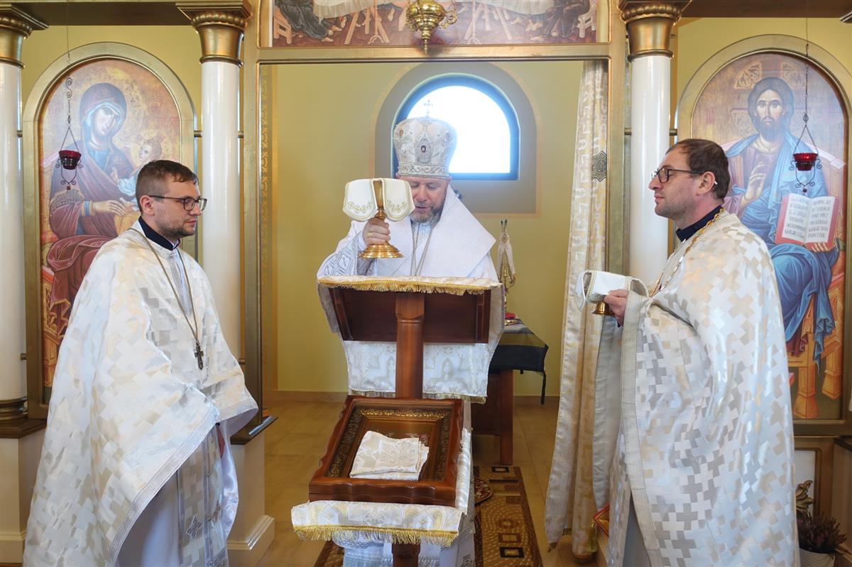 Архиєрейська Божественна Літургія в неділю Томину. с. Мала Бийгань.