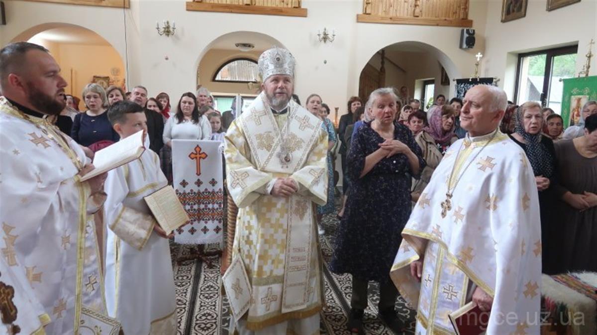 Архієрейська Служба Божа з нагоди храмового свята Георгія Побідоносця