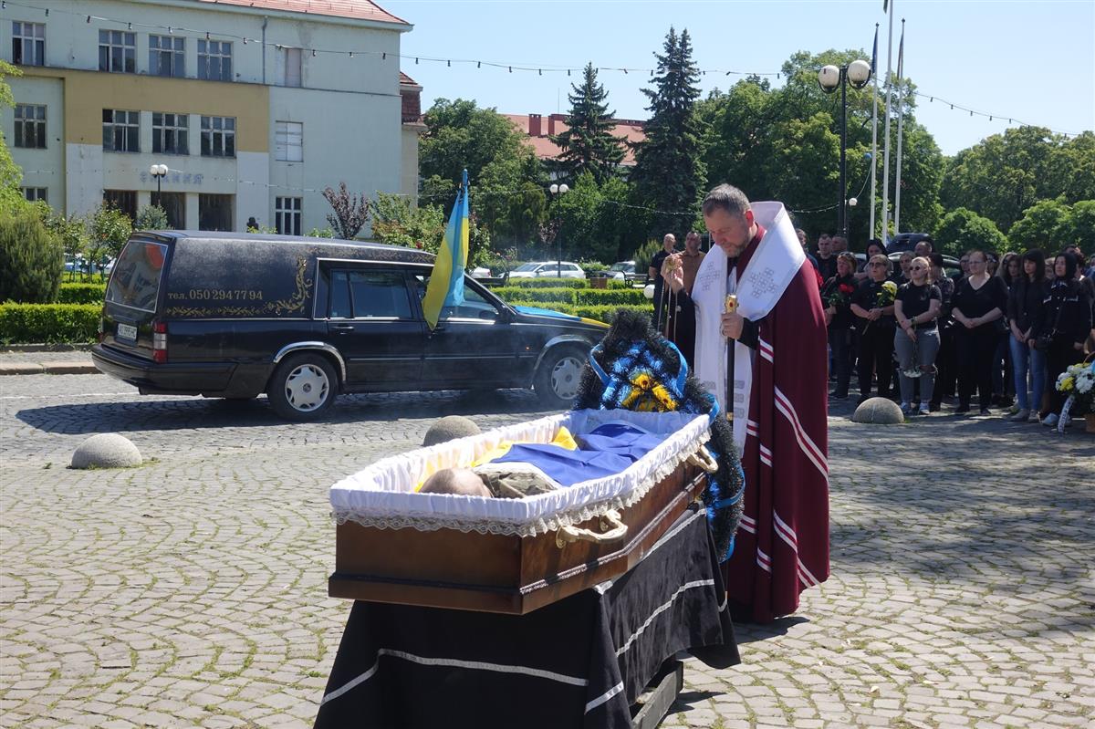 Похорон воїна-героа Бенца Івана Васильовича