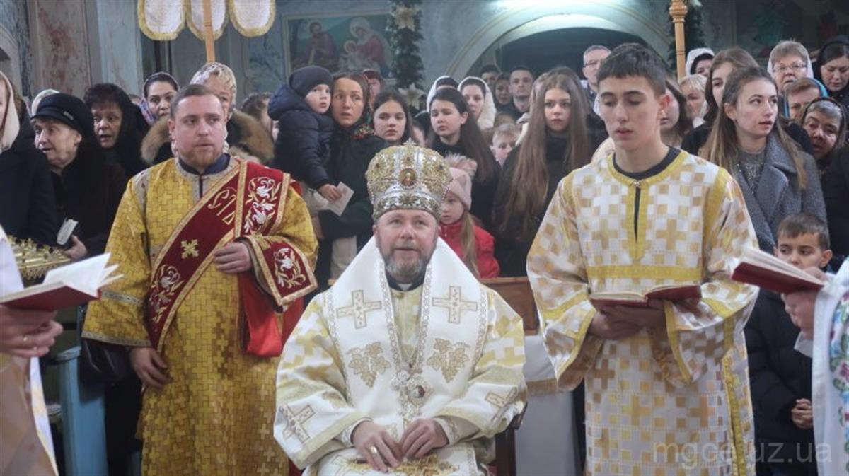 Архієрейська Служба Божа з нагоди освячення нового парафіального будинку