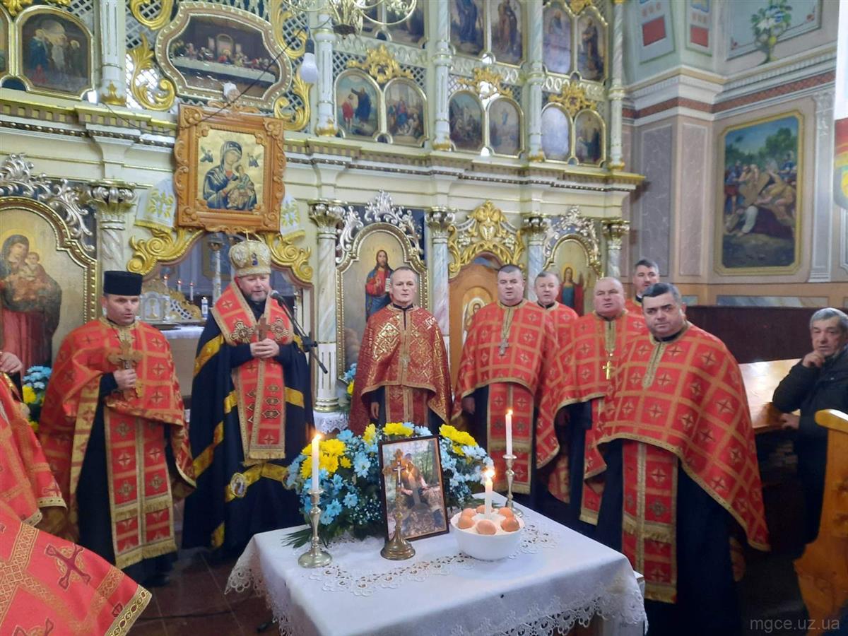 Похорон за новопредставленим воїном Михайлом Марканич , який загинув як герой захищаючи свою Батьківщину