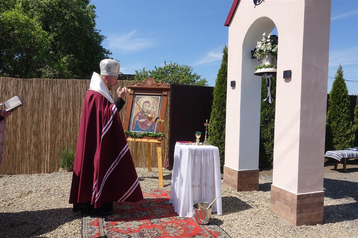 Преосвященний Владика Ніл освятив дзвін на парафії святого пророка Іллі