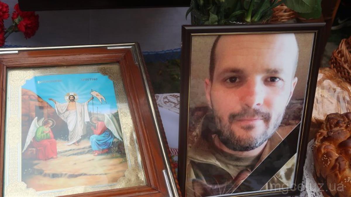 Похорон за новопредставленим воїном Петром Куриляк, який загинув як герой захищаючи свою Батьківщину