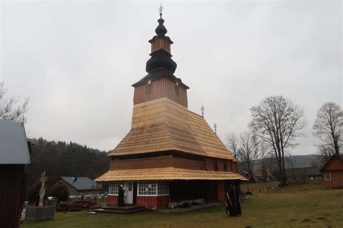 Архієрейська Служба Божа з нагоди освячення оновленого храму Різдва Пресвятої Богородиці