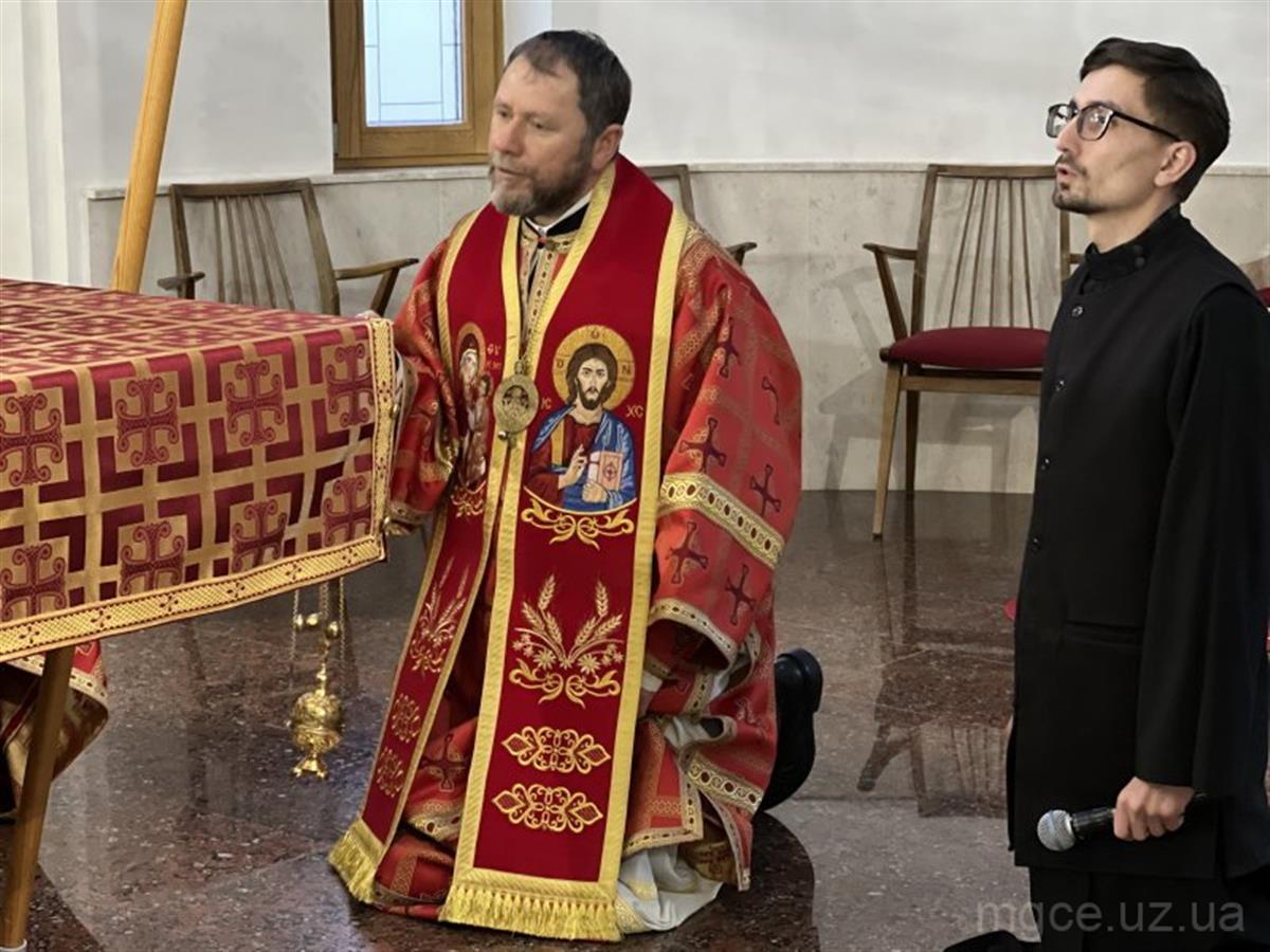 Служба Преждеосвященних Дарів у семінарійному храмі Перенесення мощей Блаженного Теодора