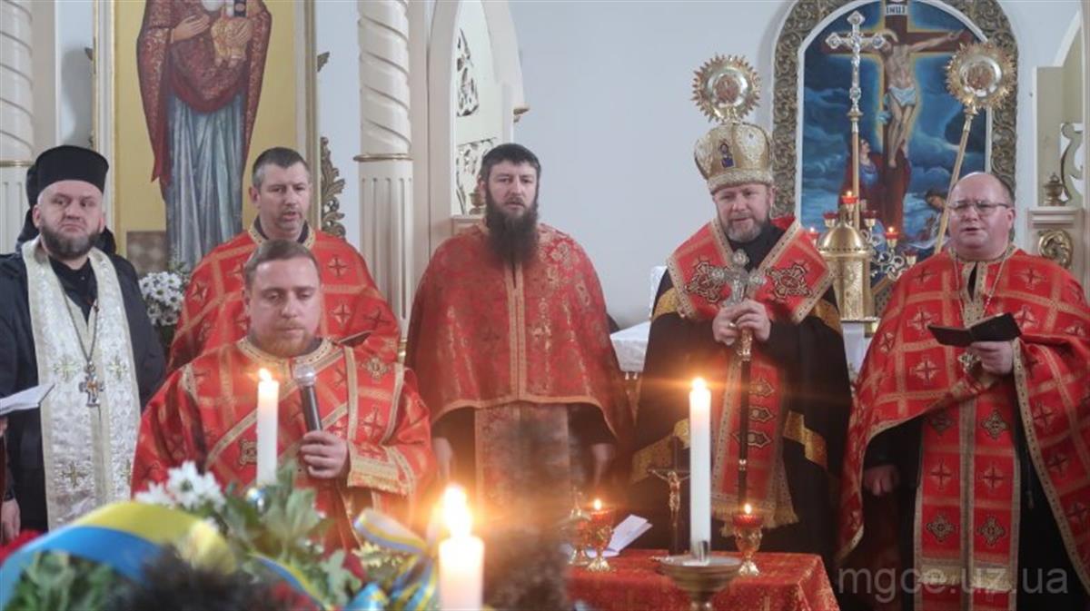 Похорон за новопредставленим воїном Михайлом Настич, який загинув як герой захищаючи свою Батьківщину