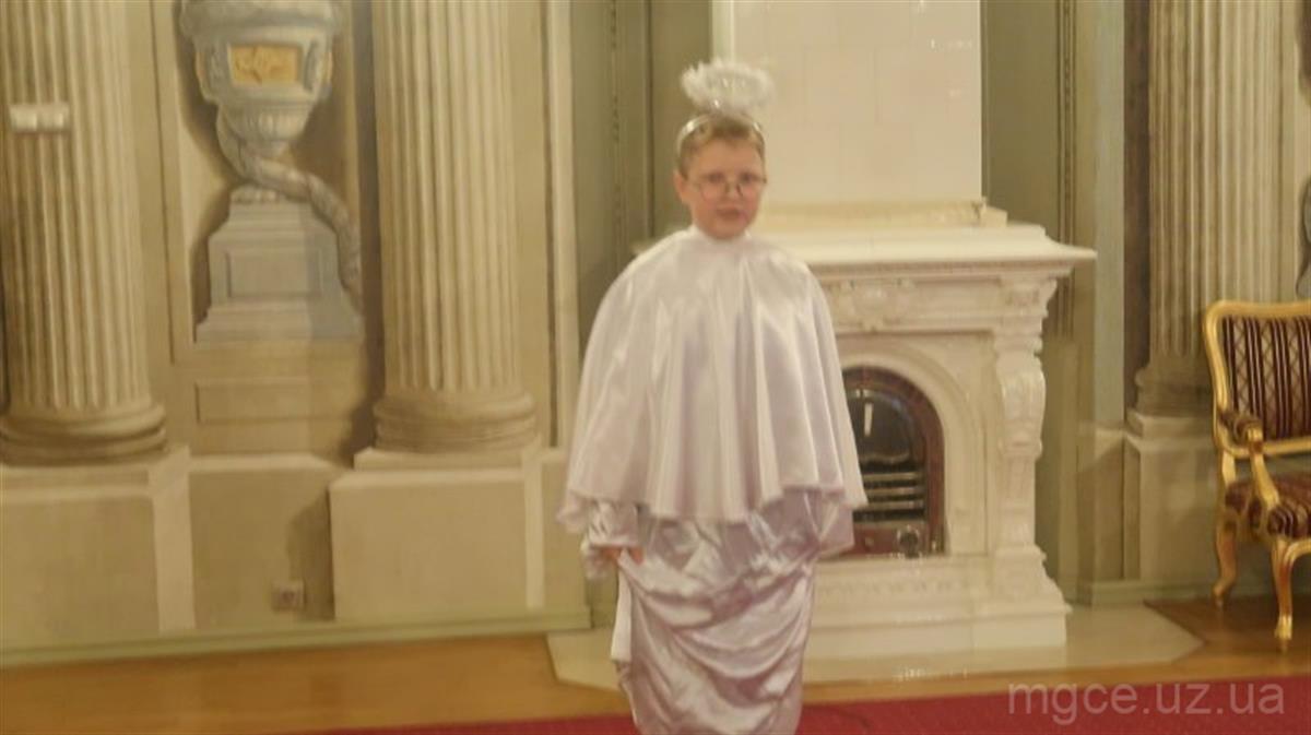 Колядники в Єпископській резиденції