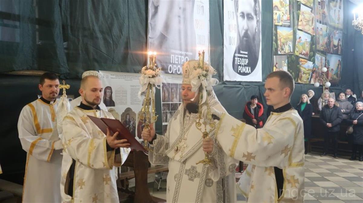 Різдвяні Архієрейські Служби Божі у кафедральному соборі