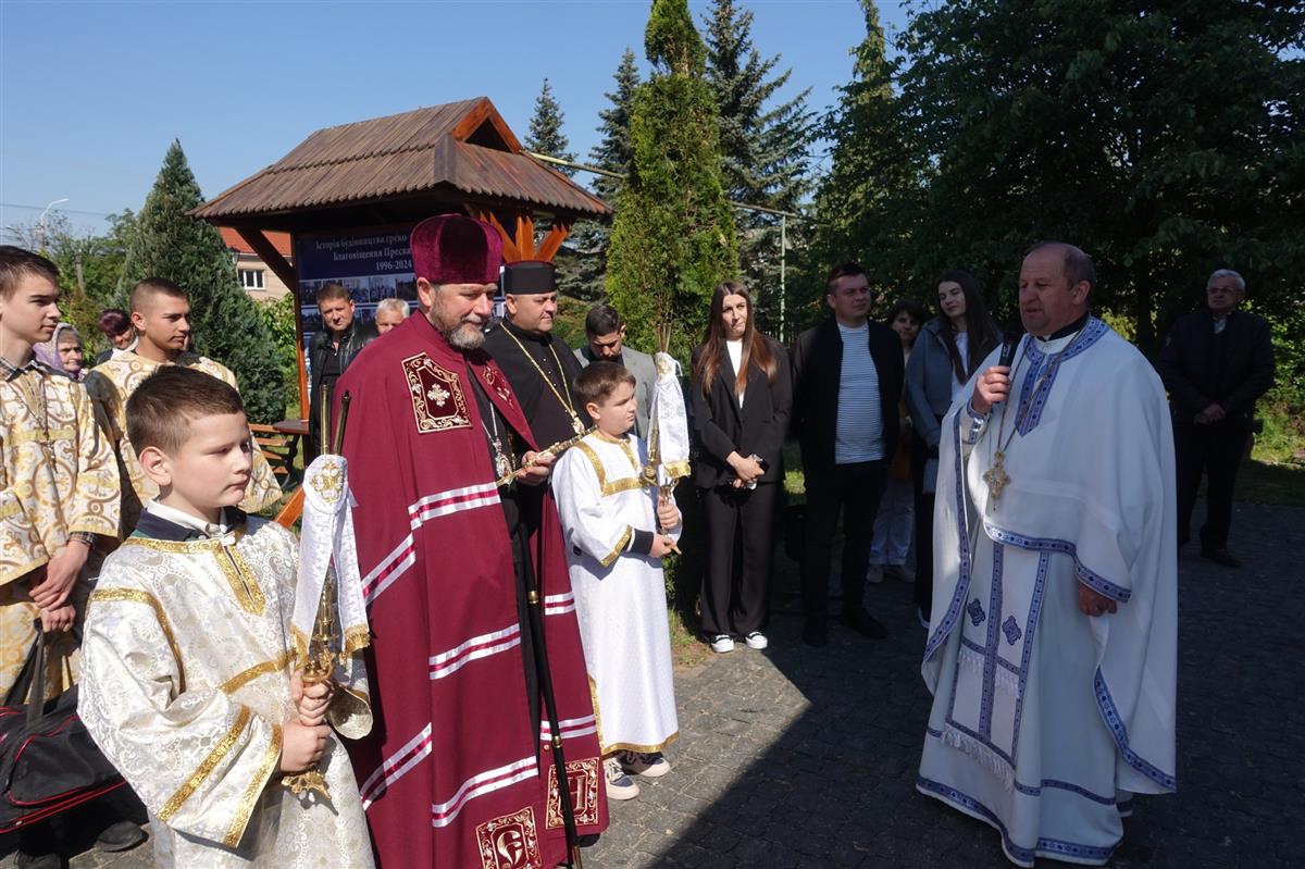 Архиєрейська Божественну Літургію та освячення розпису храму Благовіщення Пресвятої Богородиці